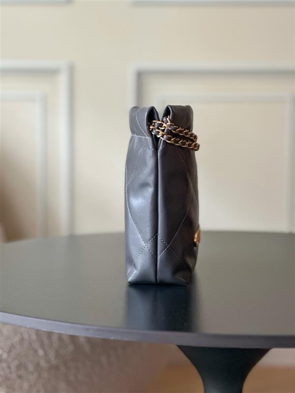 2026127215211214 600